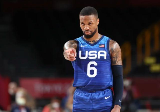 开云体育-25%可能提出交易 美记：利拉德想给球队“玩点硬的”