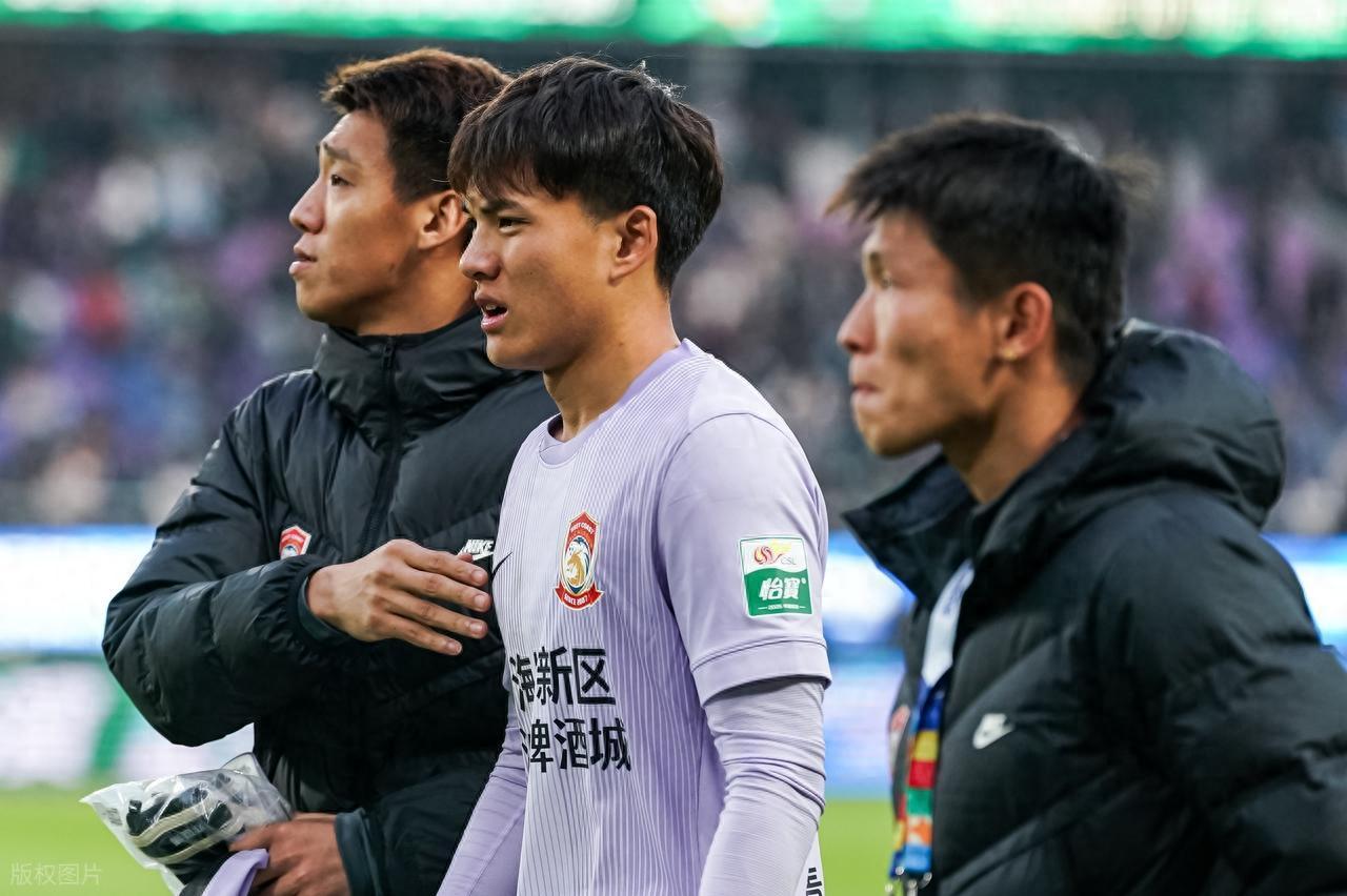 郑智首胜要来了?提前4天奔赴上海,备战对阵上港,有望爆冷赢球